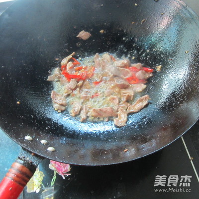 白萝卜炒肉怎么炒好吃