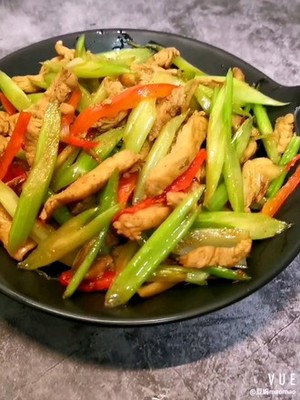 鸡胸肉炒菜