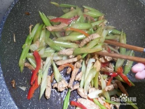 鸡胸肉炒菜