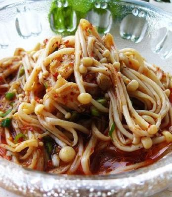 辣椒金针菇的做法