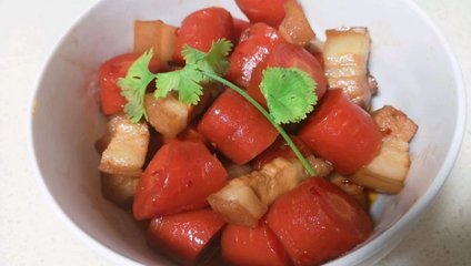 胡萝卜烧五花肉的做法