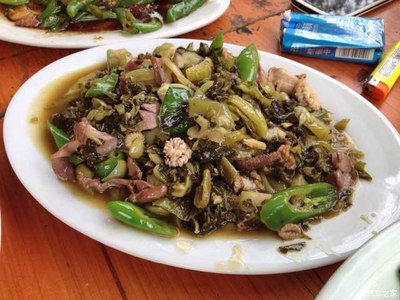 酸菜炒鸡