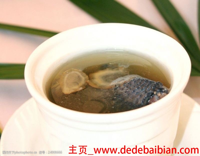 花旗参炖乌鸡汤