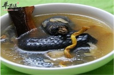 花旗参炖乌鸡汤