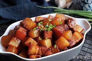 五花肉烧萝卜的做法