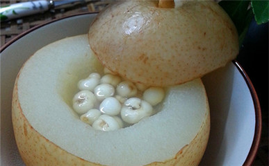 川贝炖雪梨做法
