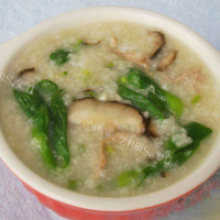 香菇青菜瘦肉粥