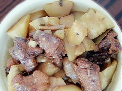 白萝卜炖鸡肉