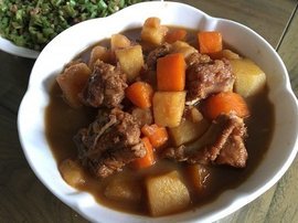 土豆胡萝卜排骨