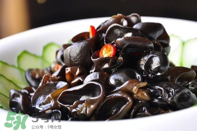 木耳能和黄豆一起吃吗