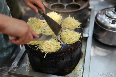 面粉炸土豆丝的做法