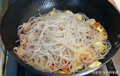 土豆炖粉条怎么做好吃