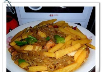 土豆炖粉条怎么做好吃