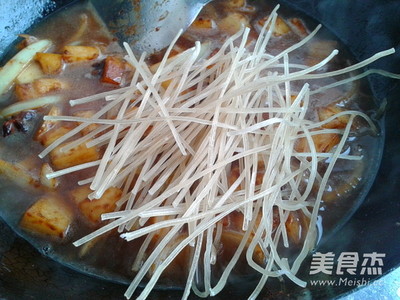 土豆炖粉条怎么做好吃