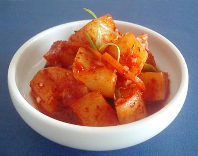 韩国泡菜萝卜