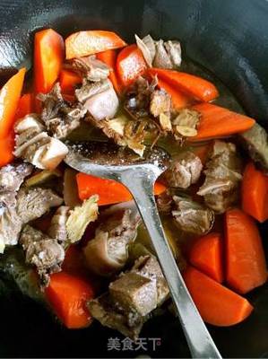 胡萝卜炖羊肉的家常做法