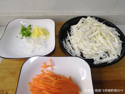 凉拌茭白的做法