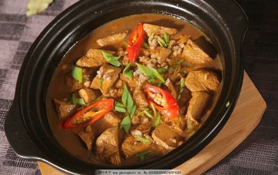 砂锅臭豆腐