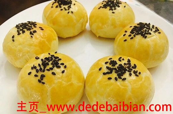 做蛋黄酥用什么面粉