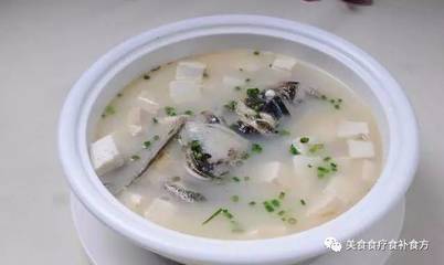 酸菜鱼头豆腐汤