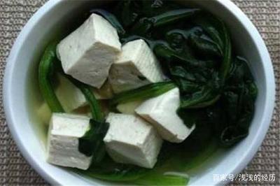 吃了菠菜能吃豆腐吗