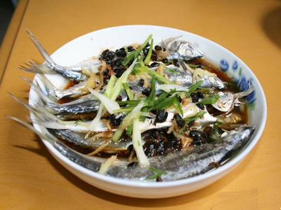 小鱼炖咸菜的家常做法