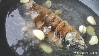 清炖鲫鱼汤最简单做法