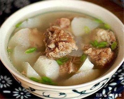 牛骨炖萝卜