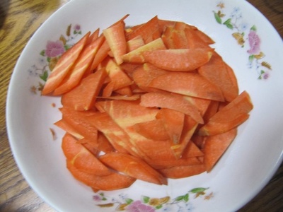 红萝卜炒什么菜好吃