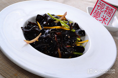茴香和木耳能一起吃吗