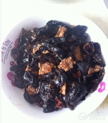茴香和木耳能一起吃吗