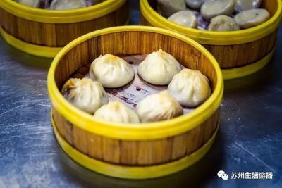蒸熟的馒头表皮有气泡