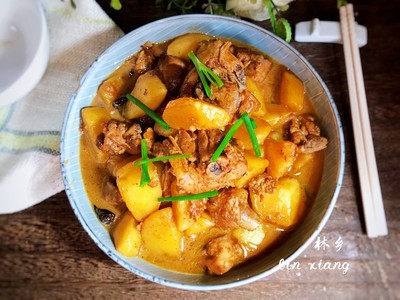 土豆炖鸡腿的做法大全