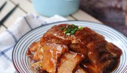 芋头扣肉的家常做法