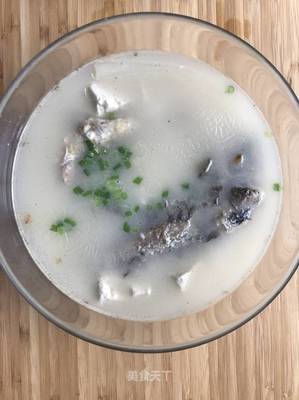 鲫鱼豆腐汤咋做
