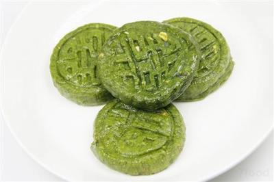 艾叶青团子的做法