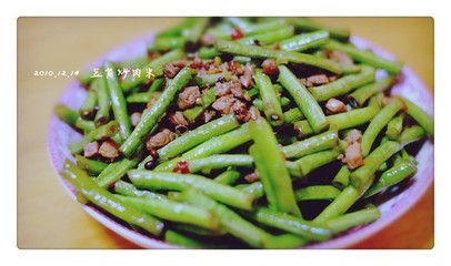 豆角炒肉末