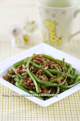 豆角炒肉末