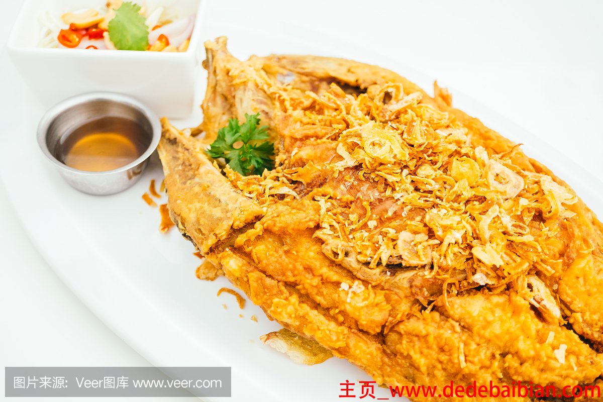 油炸鲈鱼