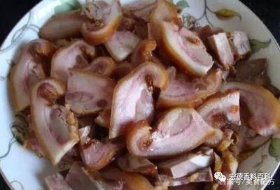 卤猪头肉的做法及配料