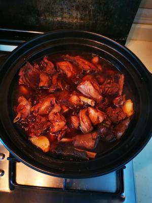 广东砂锅焖鸡的做法