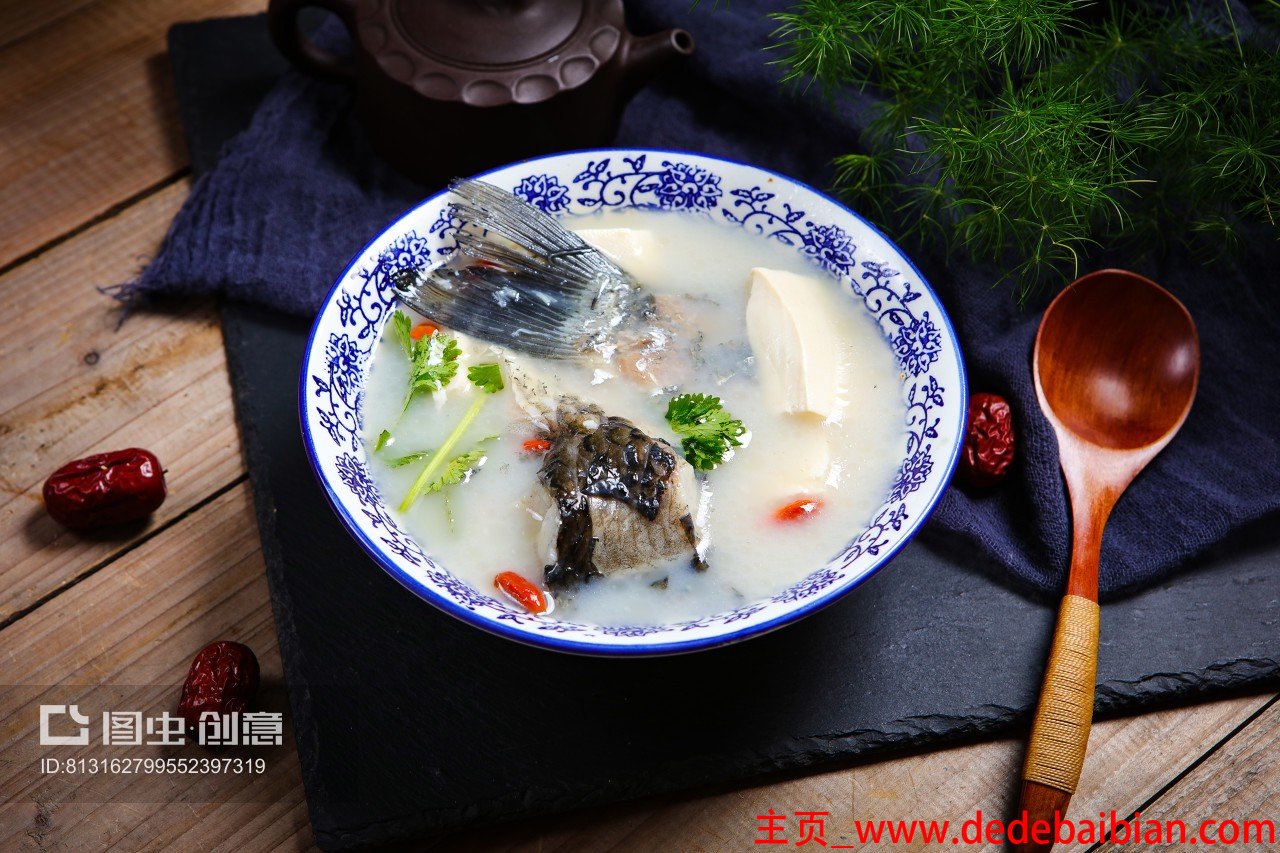 清炖鲫鱼豆腐汤的做法