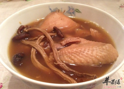 孕妇可以喝茶树菇鸡汤吗