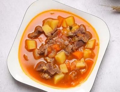 番茄胡萝卜炖牛肉