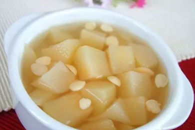 白萝卜水加冰糖的功效