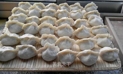 葱头肉馅的饺子的做法