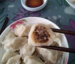 葱头肉馅的饺子的做法